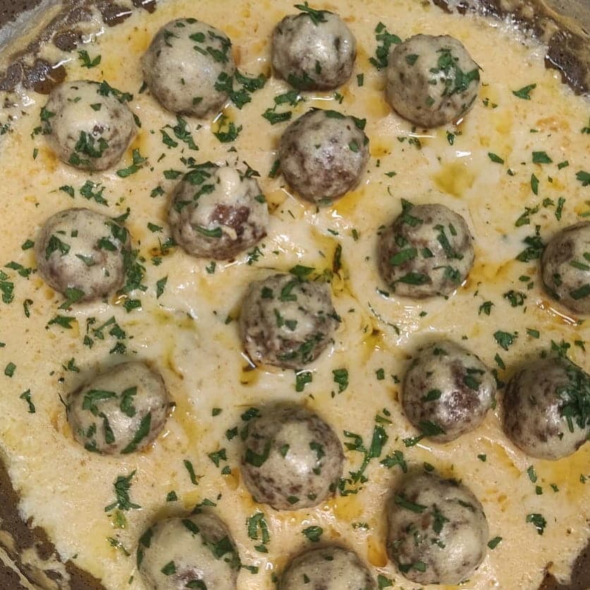 İsveç Köftesi (Köttbullar)
