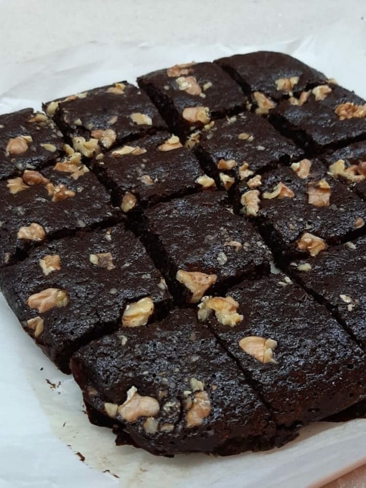 3 Malzemeli Fit Brownie