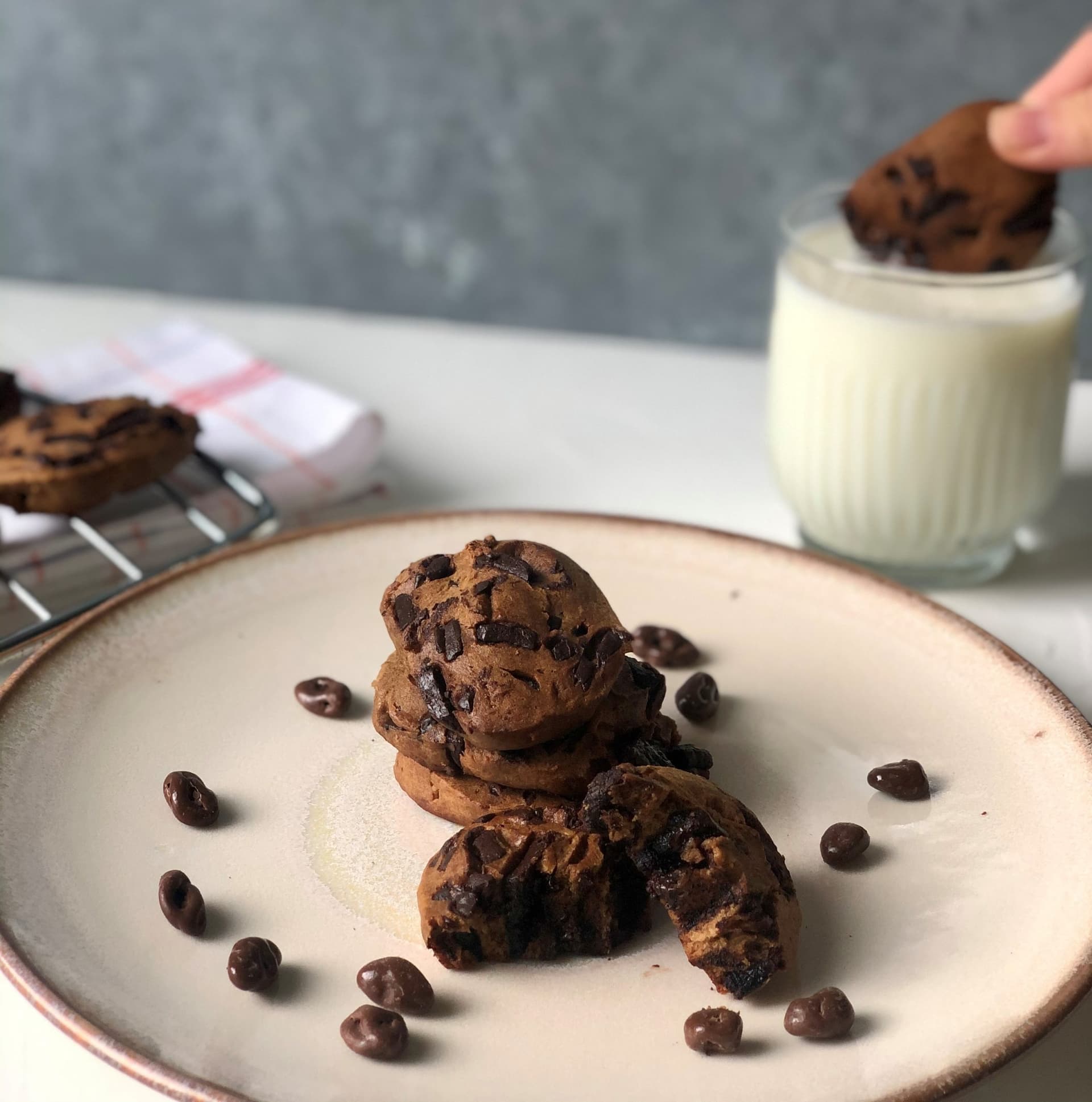 Chocolate Chip Cookies (Damla Çikolatalı Kurabiye)