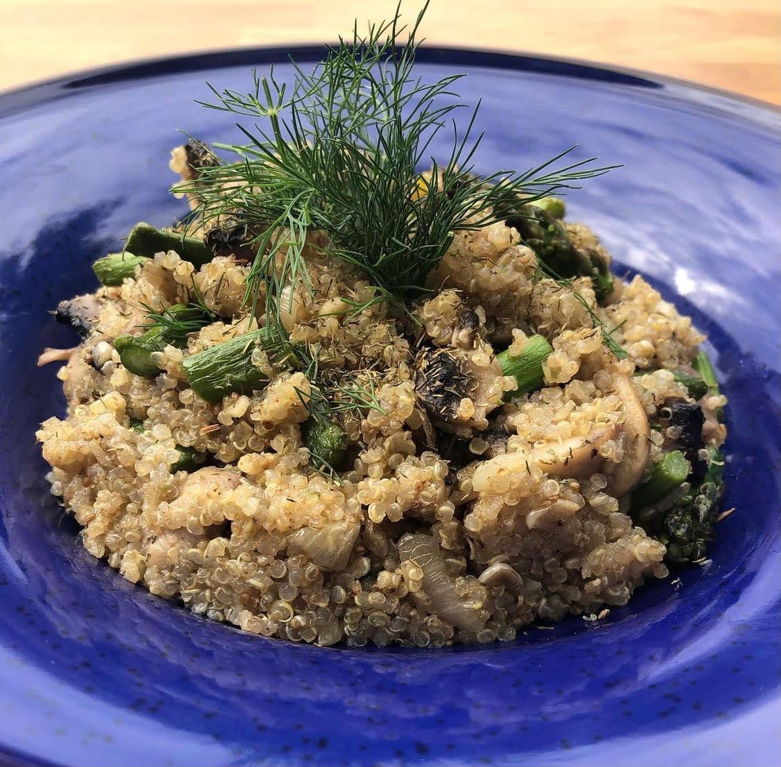 Mantarlı Kuşkonmazlı Kinoa Pilavı