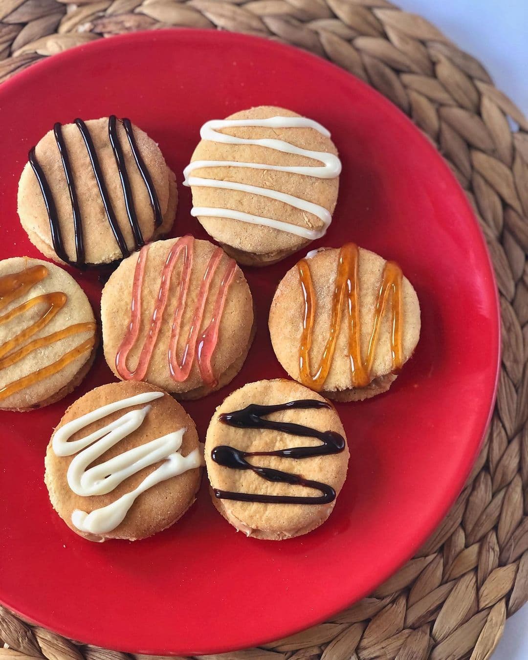 Fıstık Ezmeli Dolgulu Bisküvi