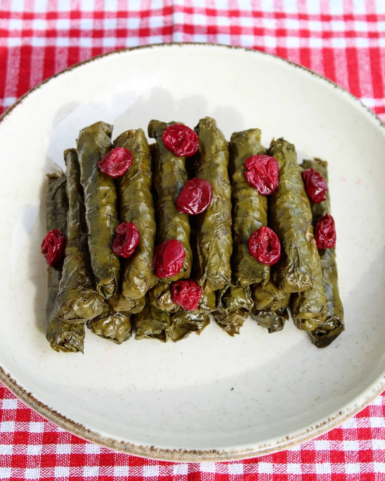 Vişneli Yaprak Sarma