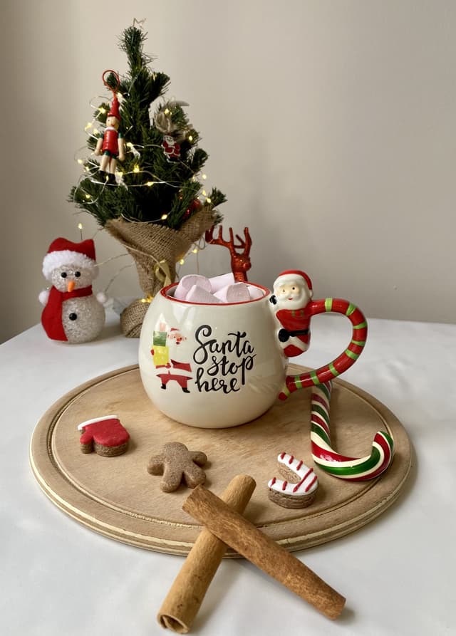 Tarçınlı Sıcak Çikolata