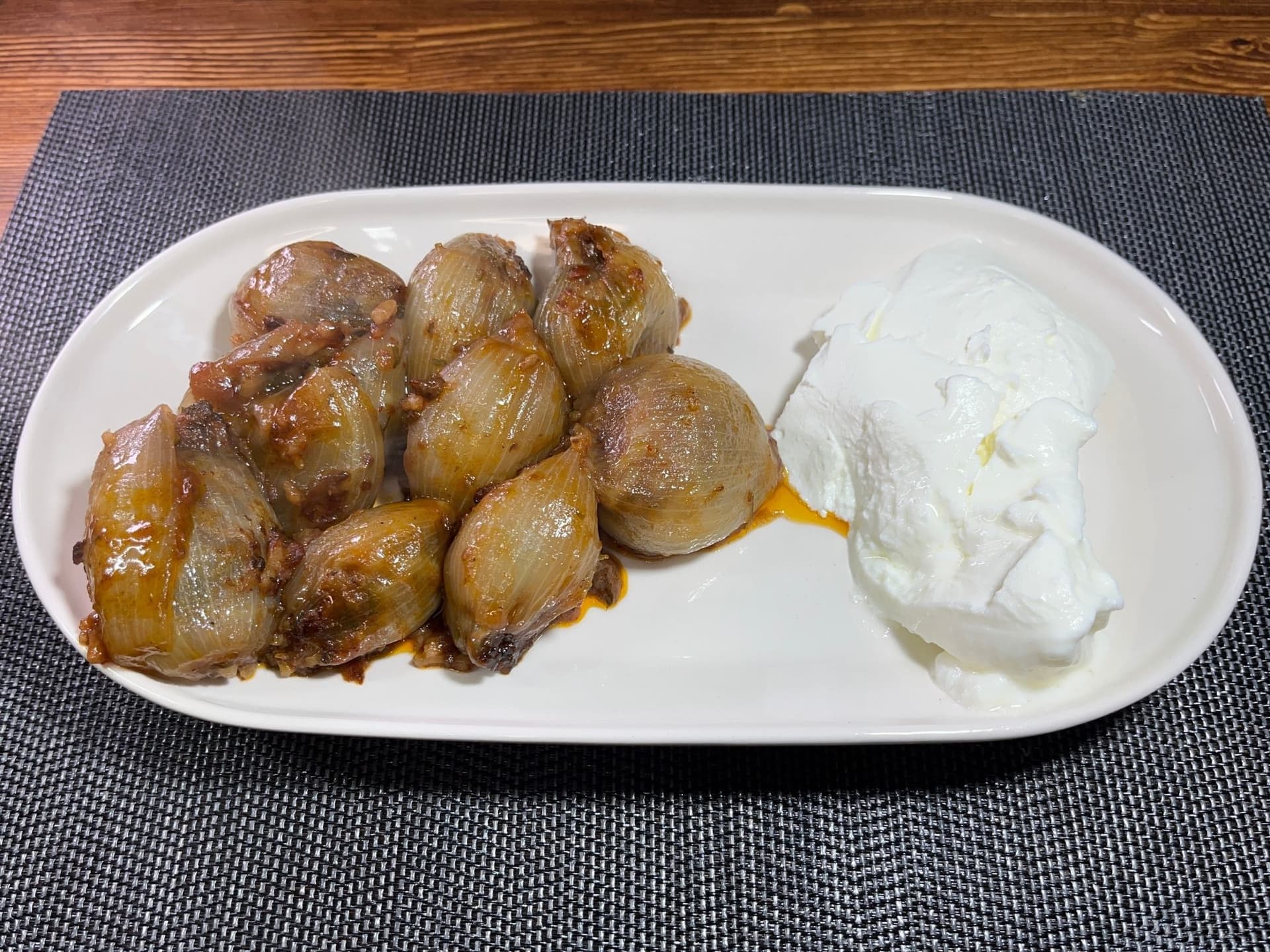 Soğan Dolması Tarifi (Videolu)