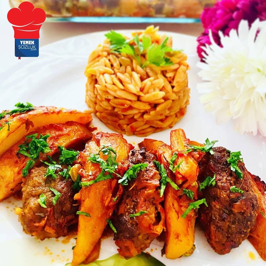 Fırında Köfteli Patates