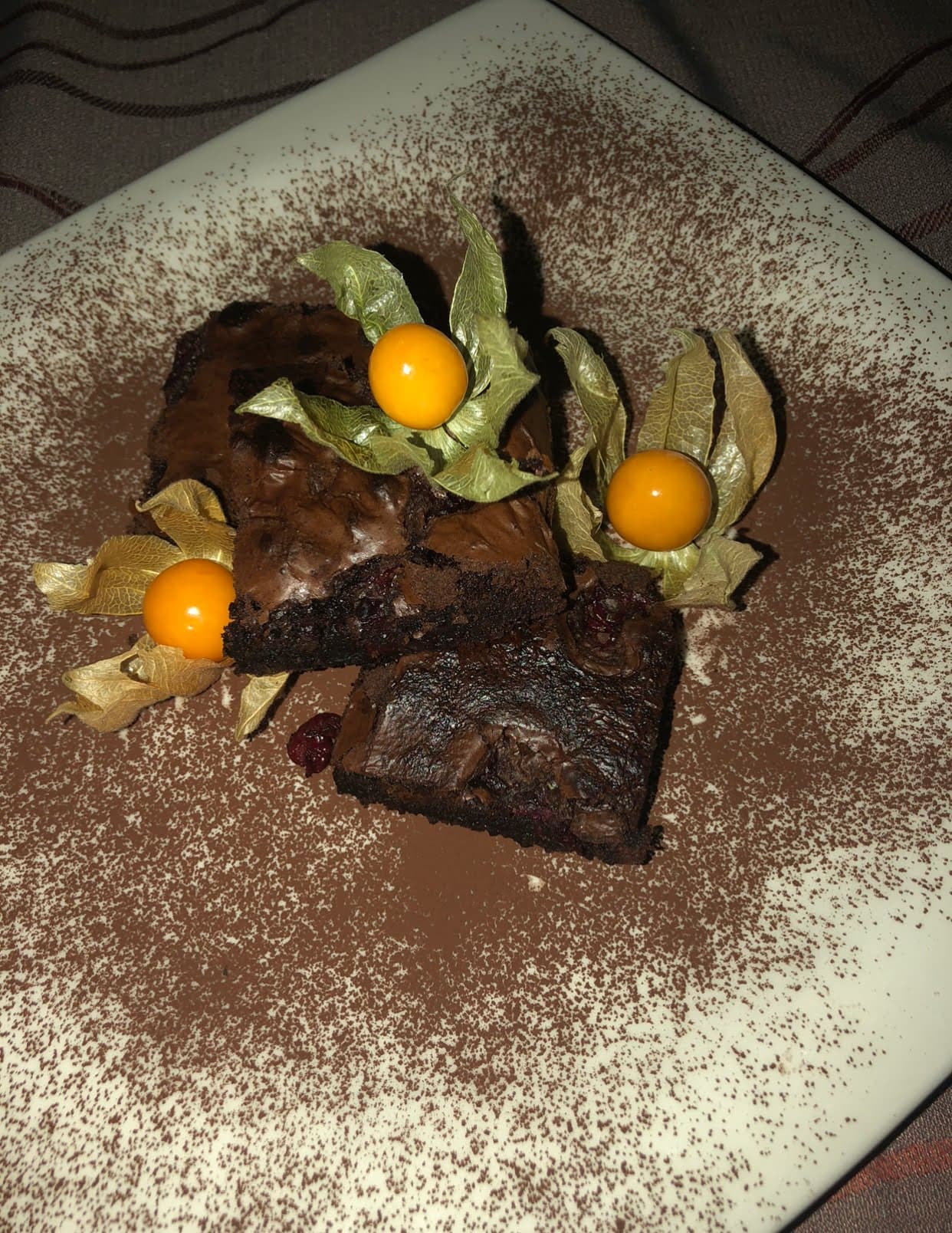 Vişneli Brownie