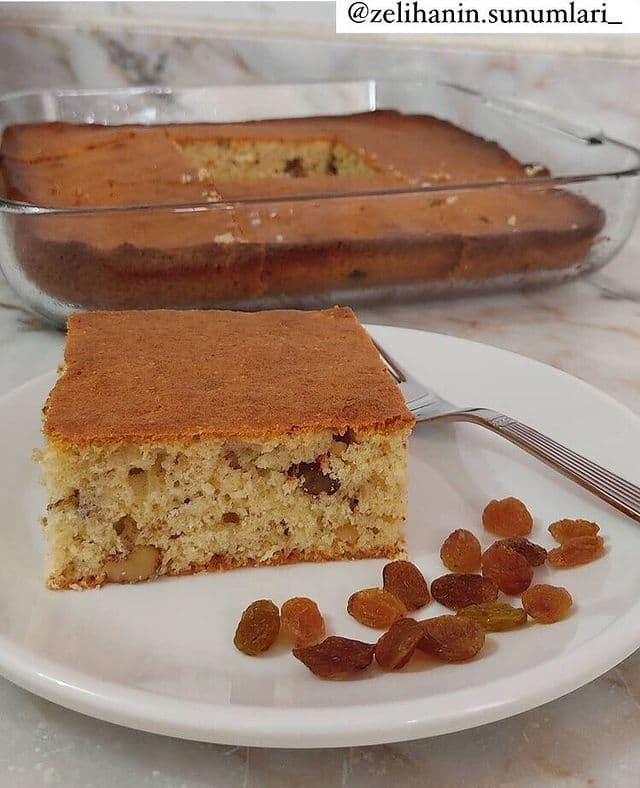 Cevizli Üzümlü Kek