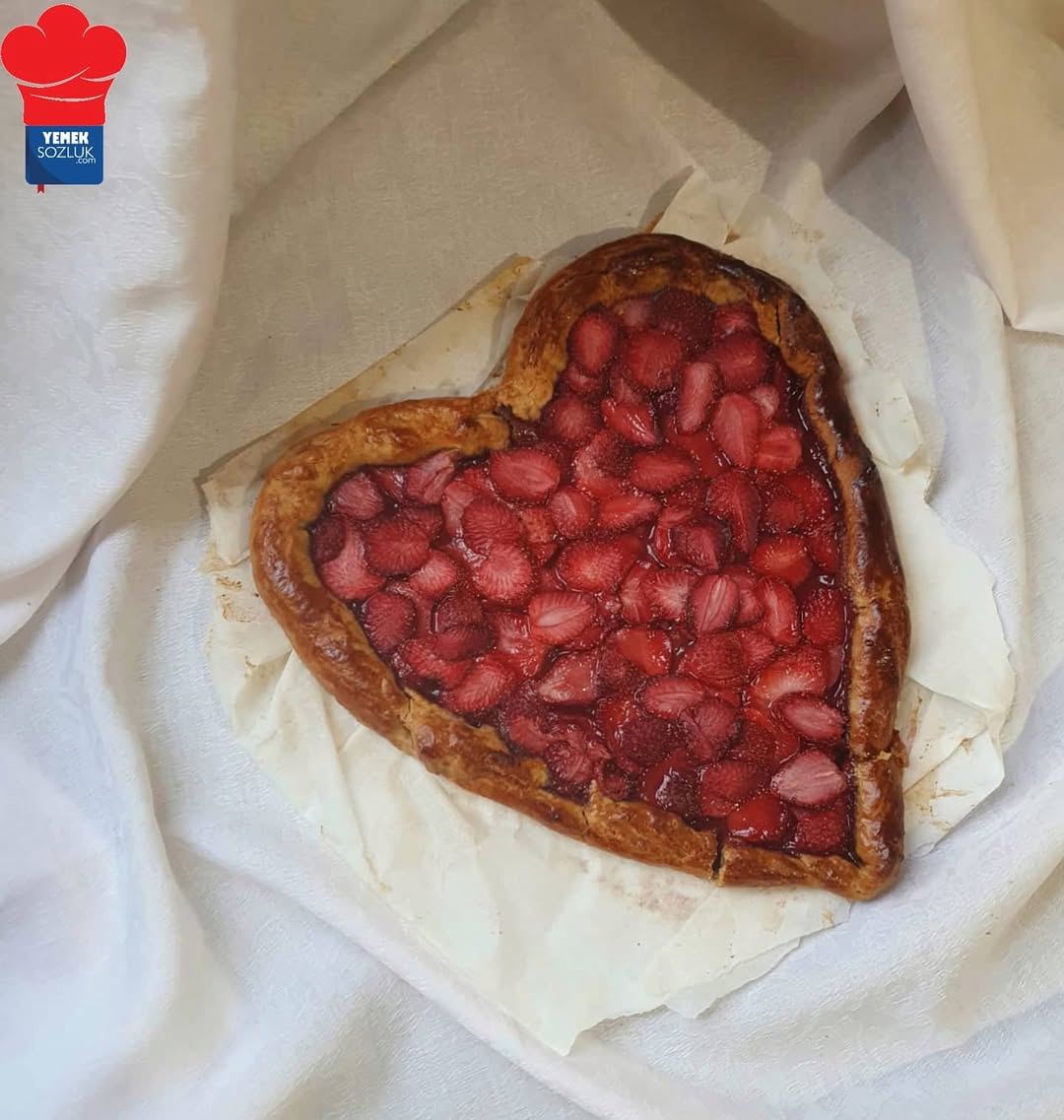 Çilekli Galette