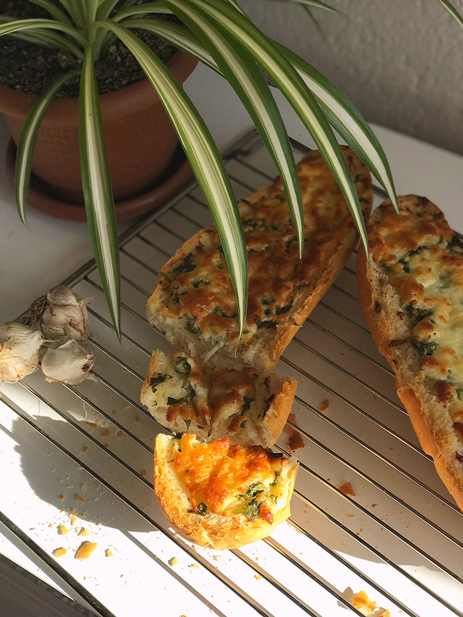 Sarımsaklı Ekmek