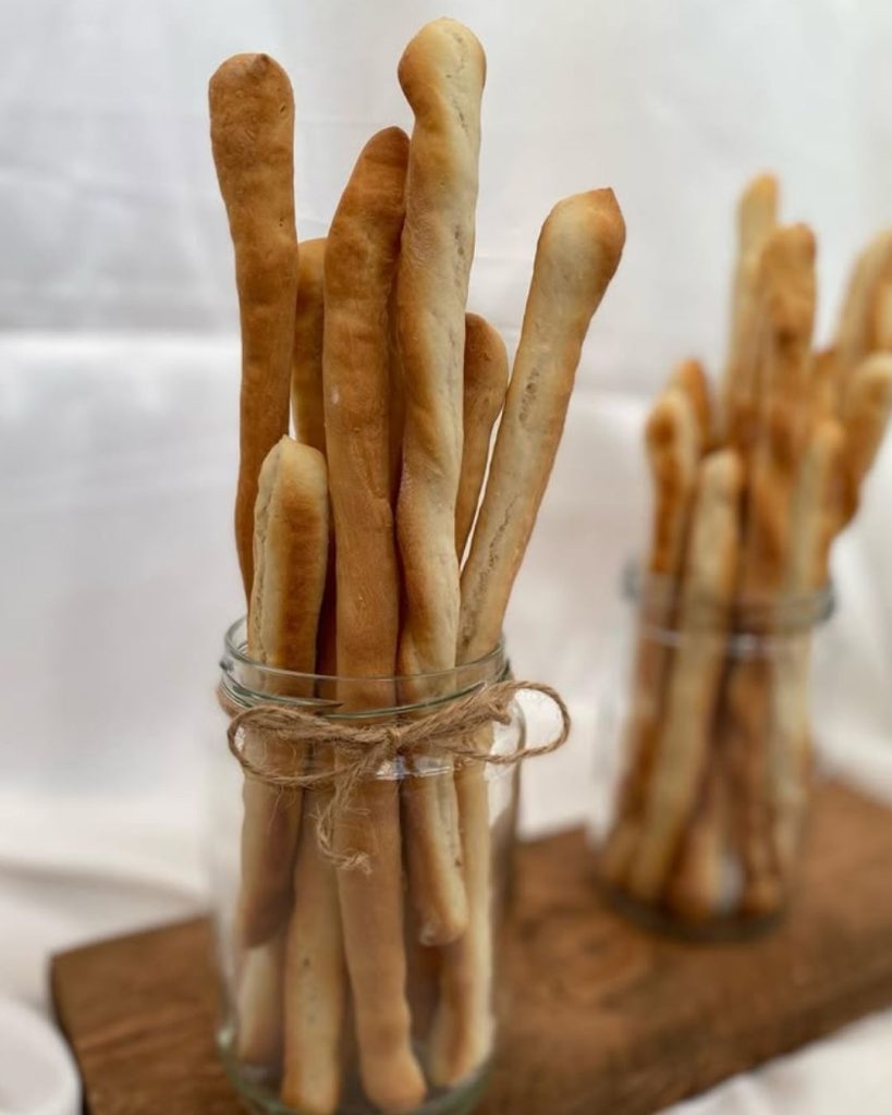 Ekmek Çubukları (Grissini) tarifi