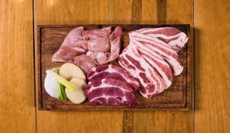 Et Ürünleri Pişirilmeden Yıkanmalı Mıdır?