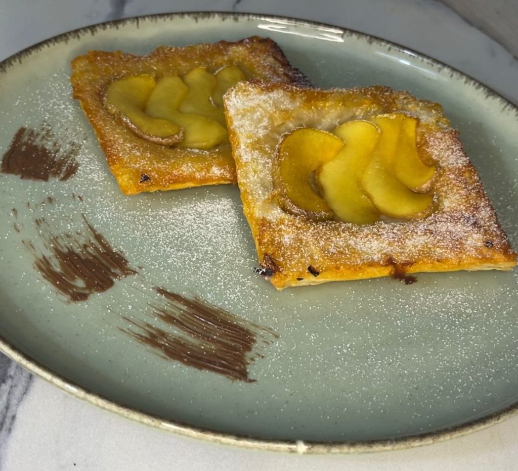 Ballı Elmalı Milföy (Videolu) tarifi