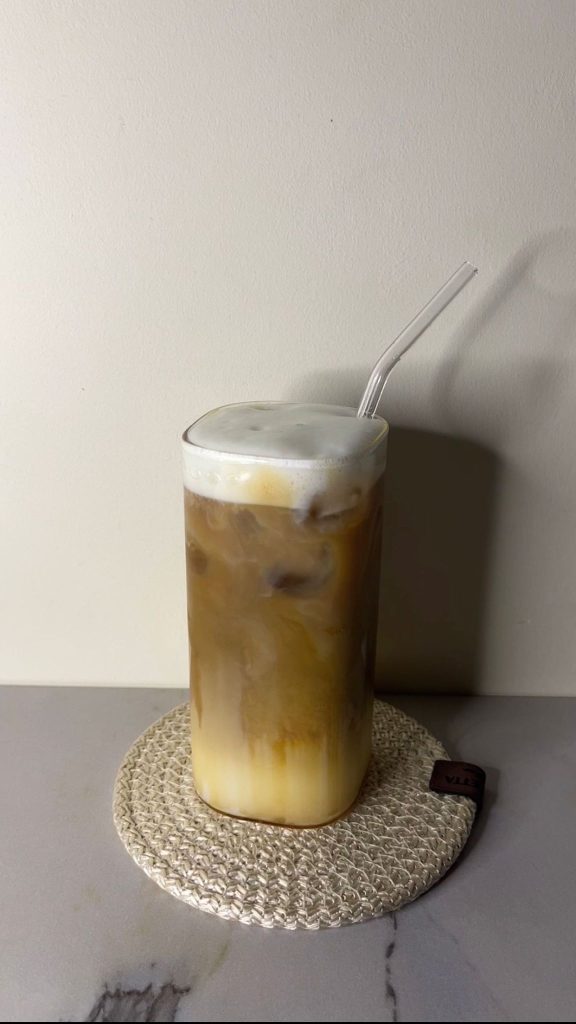 Ballı Soğuk Kahve (Videolu) tarifi