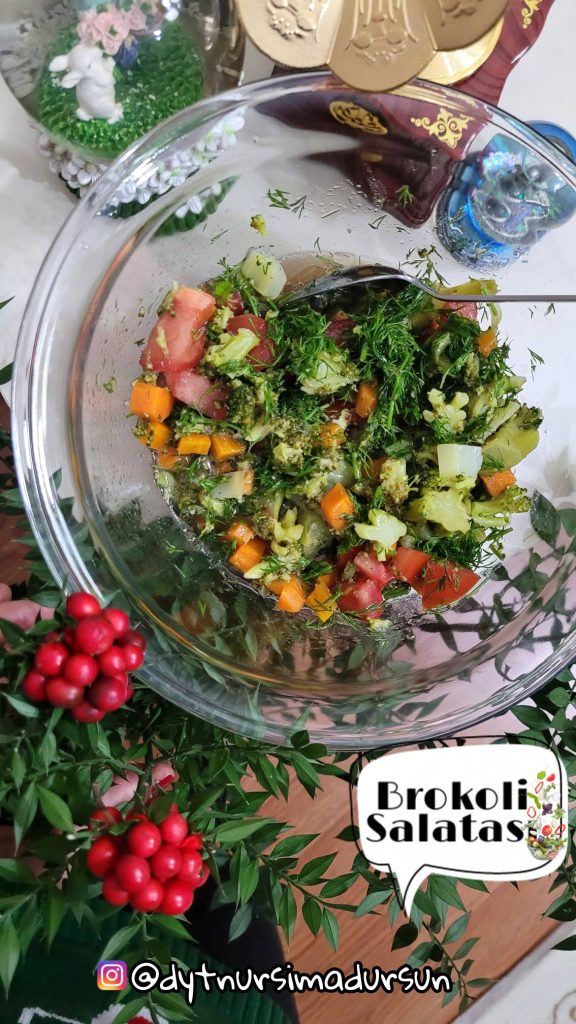 Brokoli Salatası tarifi