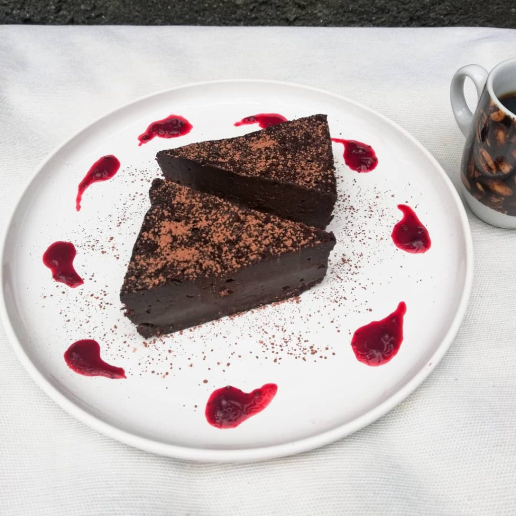 Çikolatalı Terrine tarifi